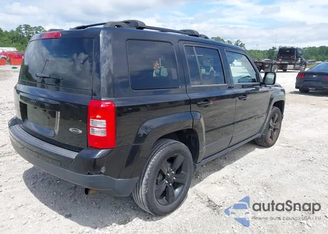 2015 Jeep Patriot Altitude Edition z USA, uszkodzony, nr VIN 1C4NJPBA0FD418822